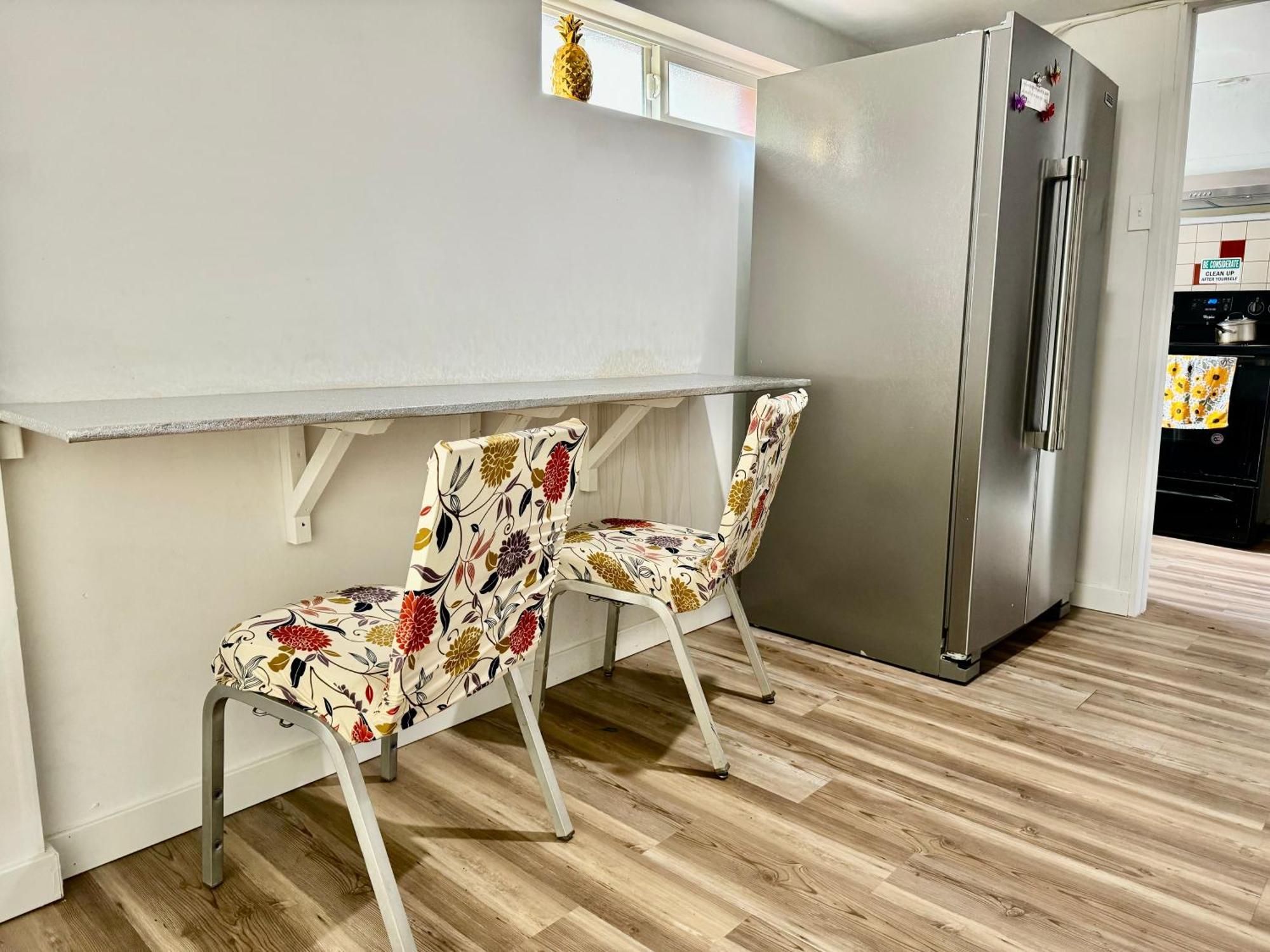 Private Room Tiny With Shared Bathroom Near Seatac Airport And Downtown Сиэтл Экстерьер фото